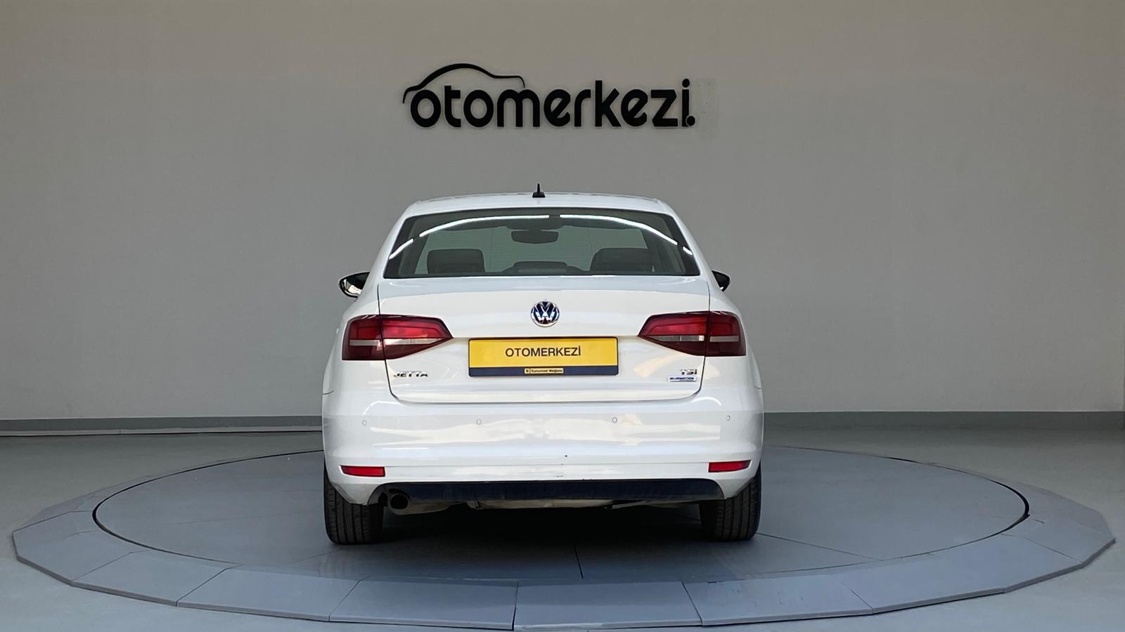 VOLKSWAGEN JETTA 9